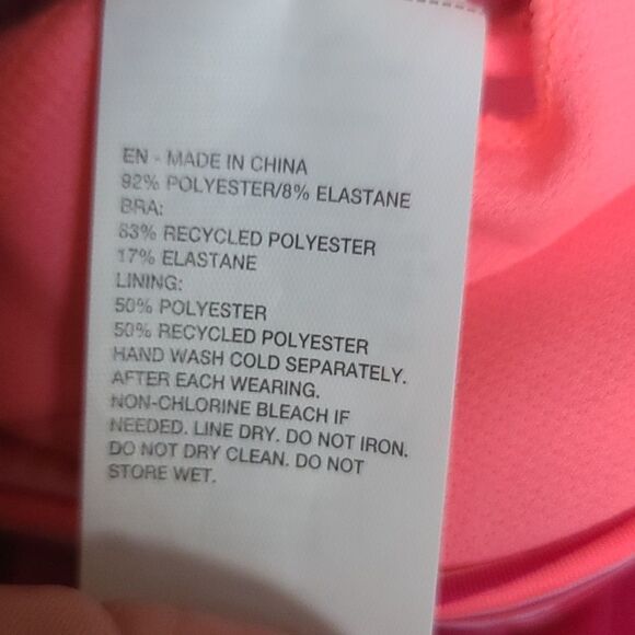 NIKE Workout top. - Picture 12 of 12